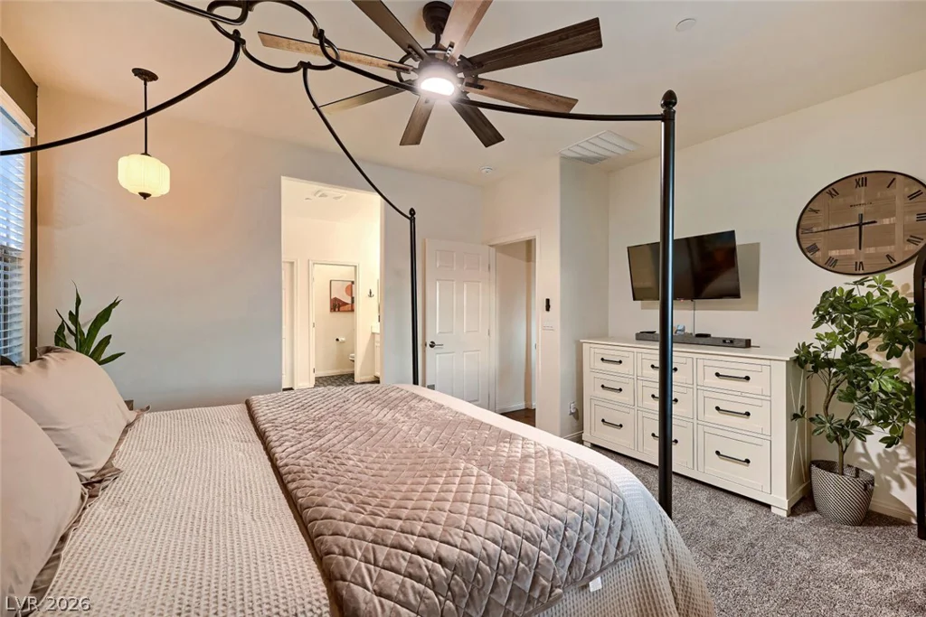 41 Tatahatso Point, Henderson, NV 89011