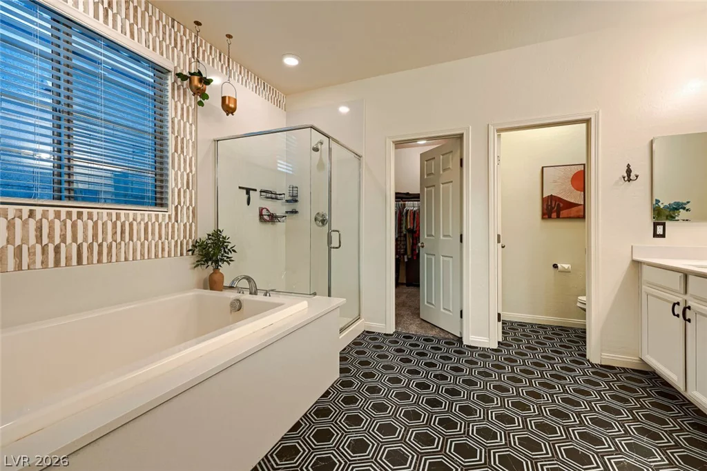 41 Tatahatso Point, Henderson, NV 89011