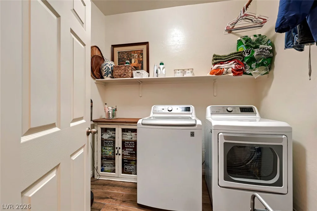 41 Tatahatso Point, Henderson, NV 89011