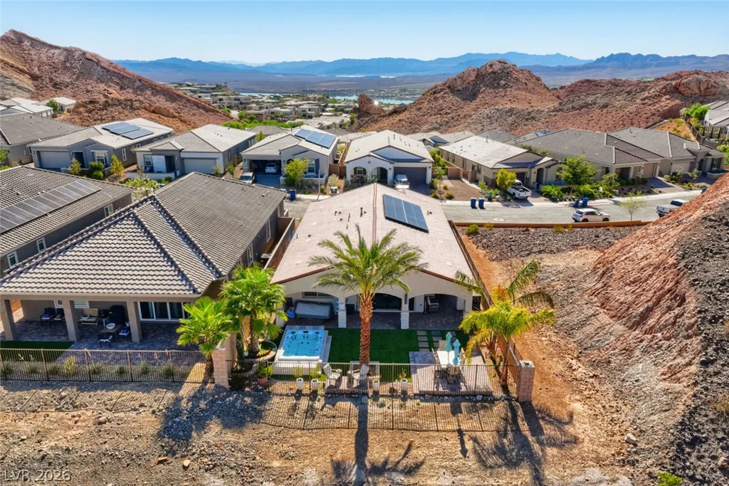 41 Tatahatso Point, Henderson, NV 89011