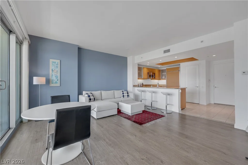 322 Karen, Las Vegas, NV 89109