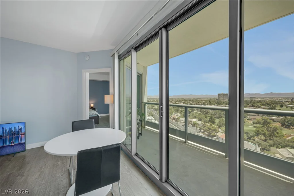 322 Karen, Las Vegas, NV 89109