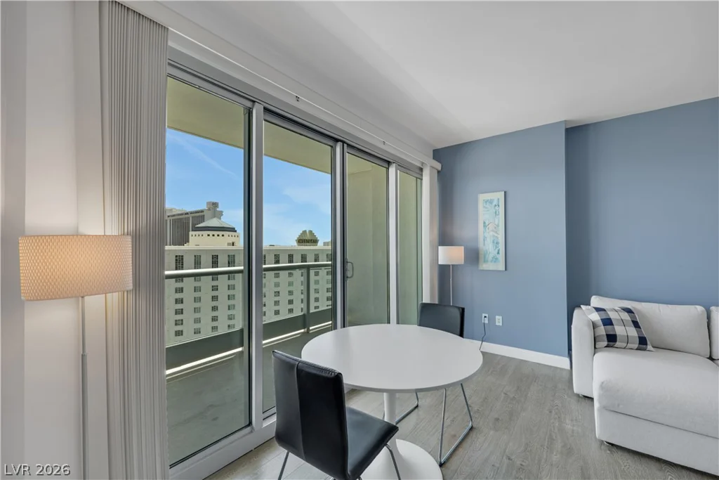 322 Karen, Las Vegas, NV 89109
