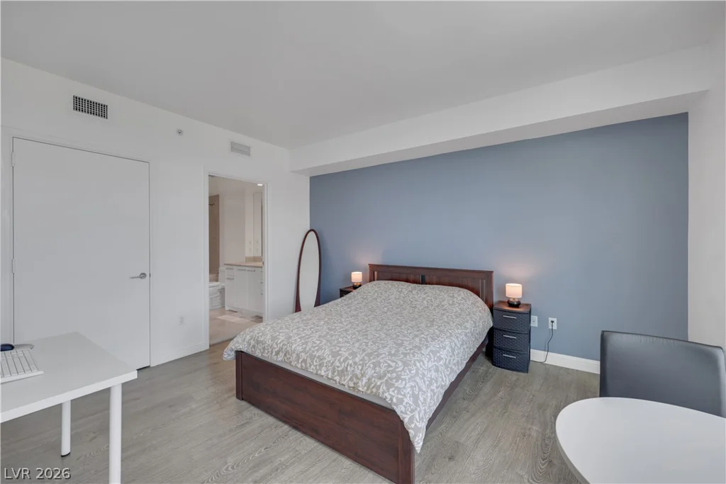 322 Karen, Las Vegas, NV 89109