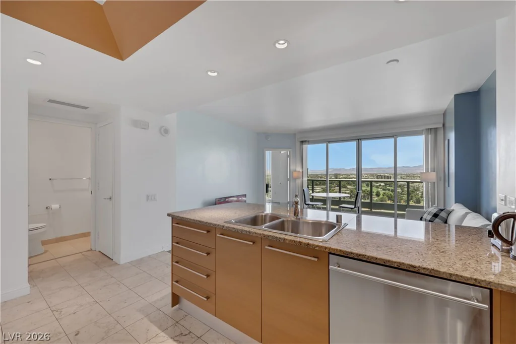 322 Karen, Las Vegas, NV 89109