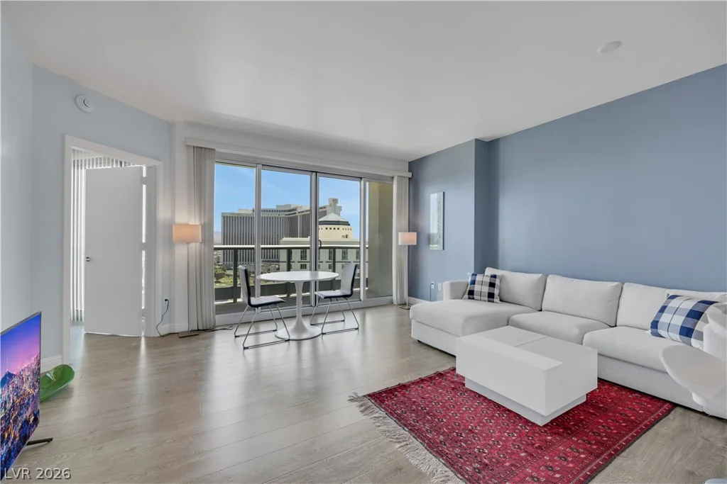 322 Karen, Las Vegas, NV 89109
