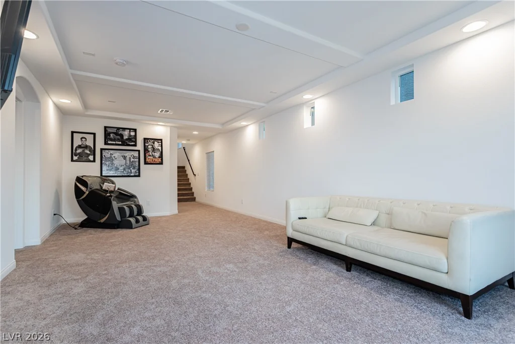 7688 Sandhaven, Las Vegas, NV 89139