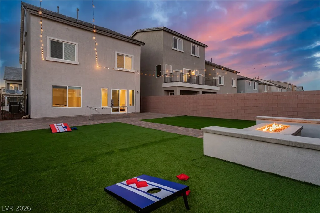 7688 Sandhaven, Las Vegas, NV 89139