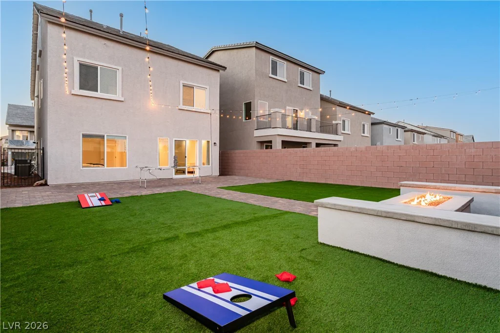 7688 Sandhaven, Las Vegas, NV 89139