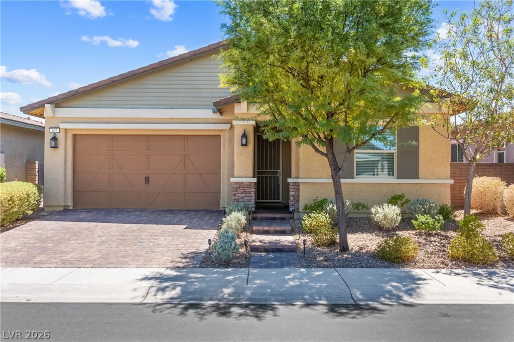 652 Longfeather, Henderson, NV 89011