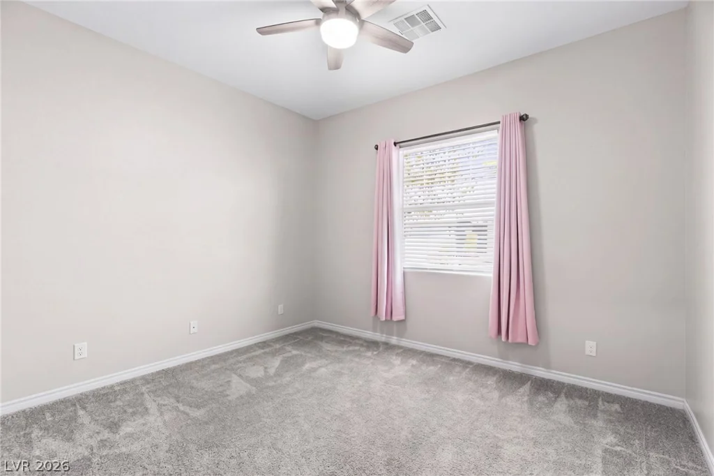 652 Longfeather, Henderson, NV 89011