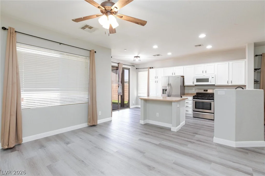 6521 Raven Hall, North Las Vegas, NV 89084