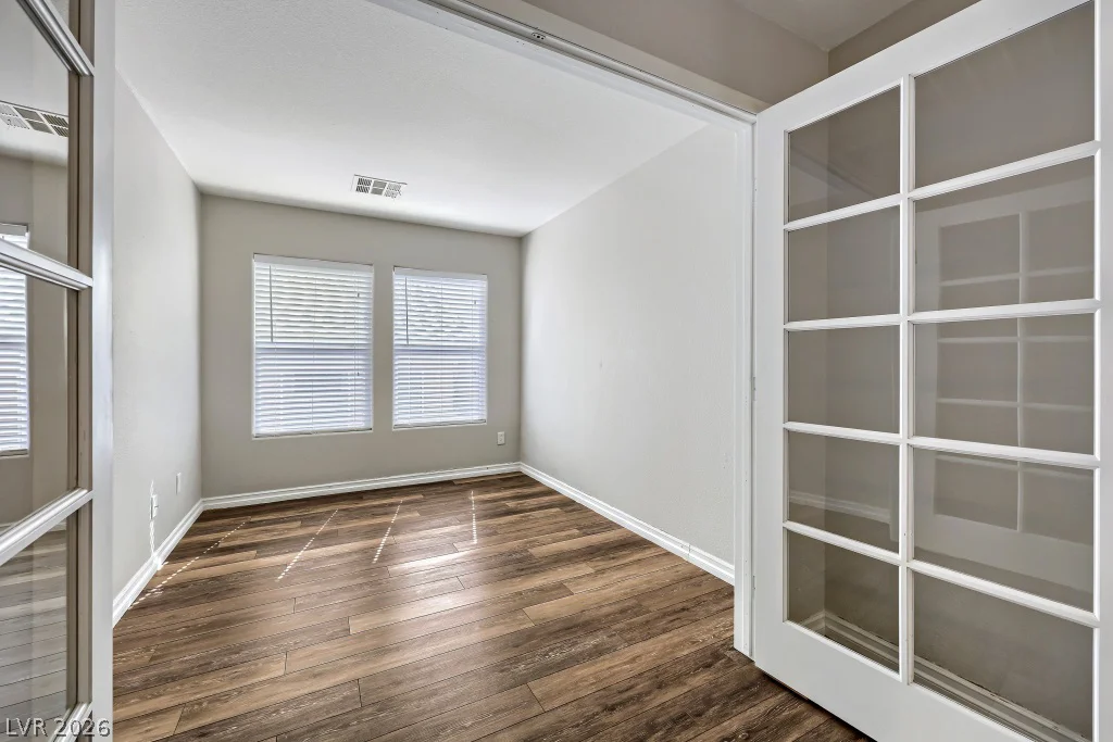 756 Loughton, Las Vegas, NV 89178