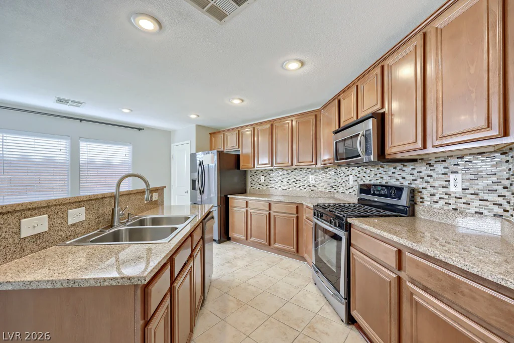 756 Loughton, Las Vegas, NV 89178
