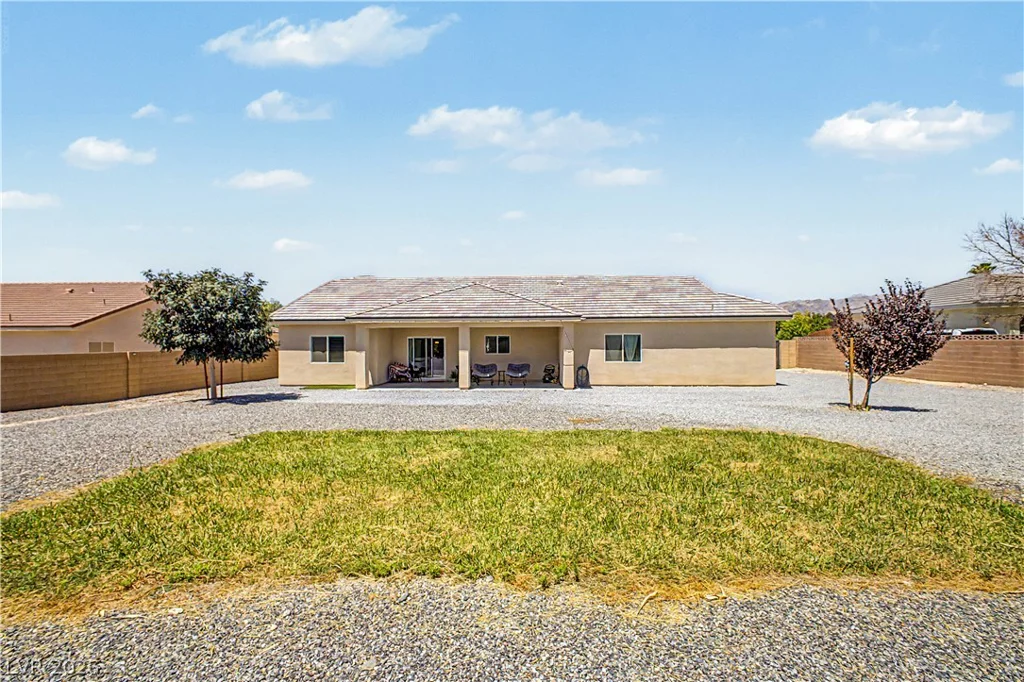 5081 Graystone, Pahrump, NV 89061