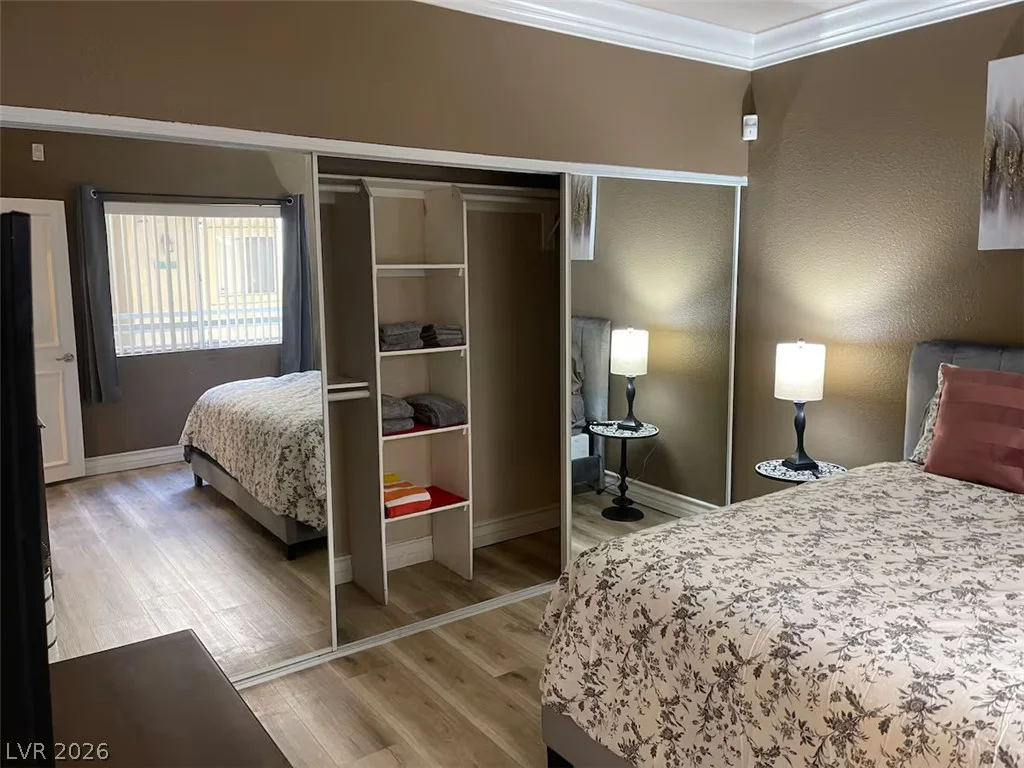 230 Flamingo, Las Vegas, NV 89169