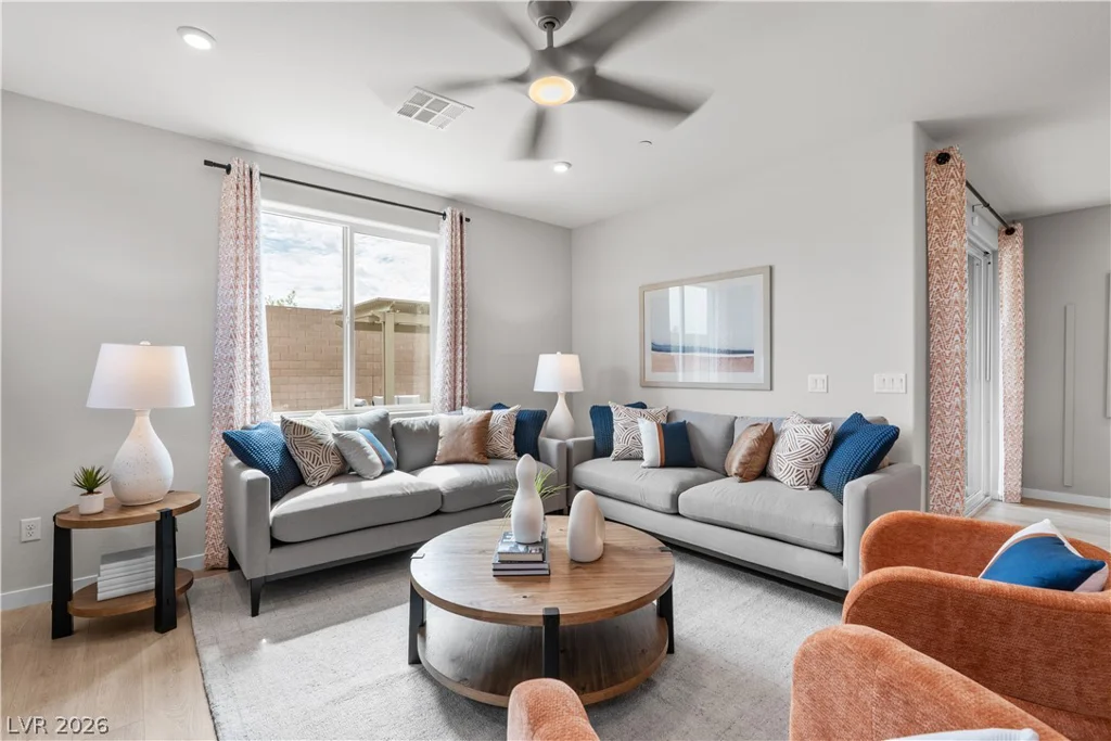 329 Golden Hollow, Henderson, NV 89015