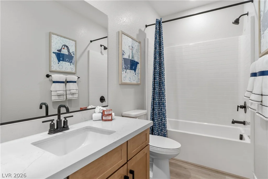 329 Golden Hollow, Henderson, NV 89015