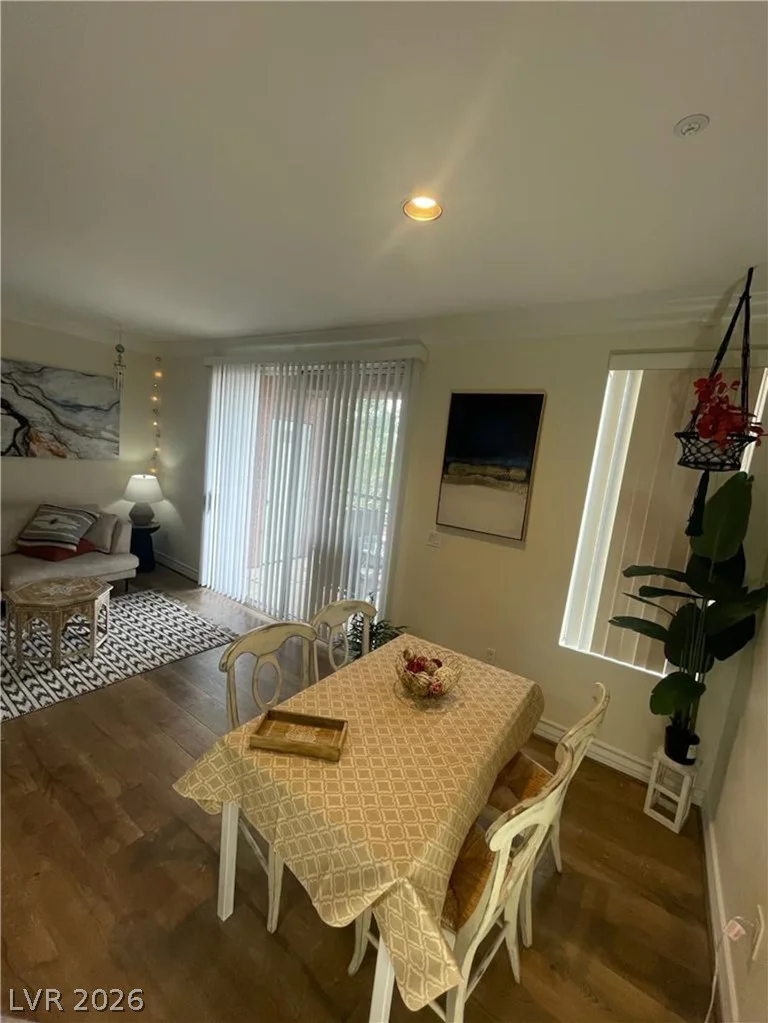 220 Flamingo, Las Vegas, NV 89169