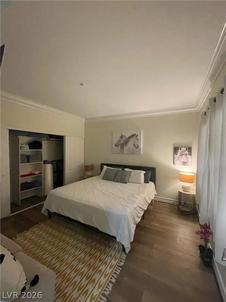 220 Flamingo, Las Vegas, NV 89169