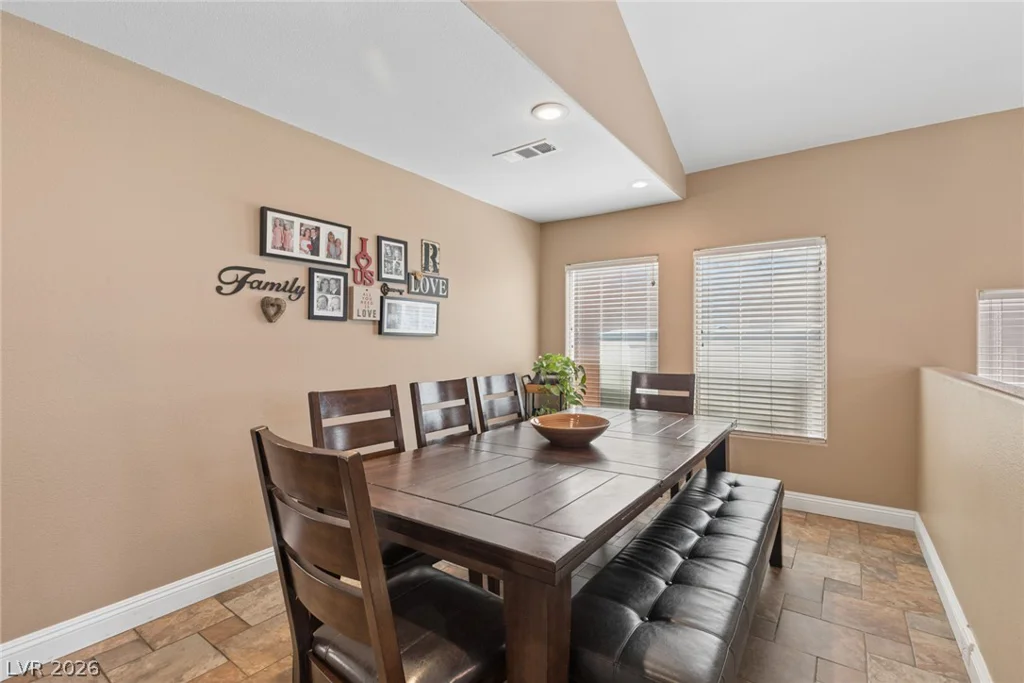 7808 Robinglen, Las Vegas, NV 89131