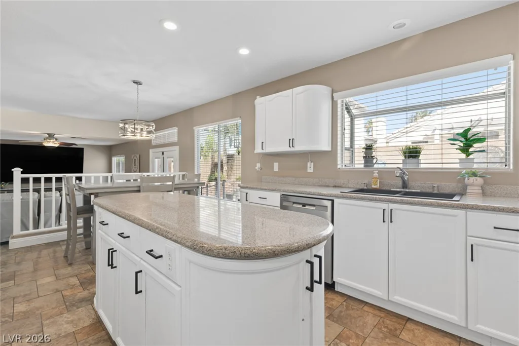 7808 Robinglen, Las Vegas, NV 89131