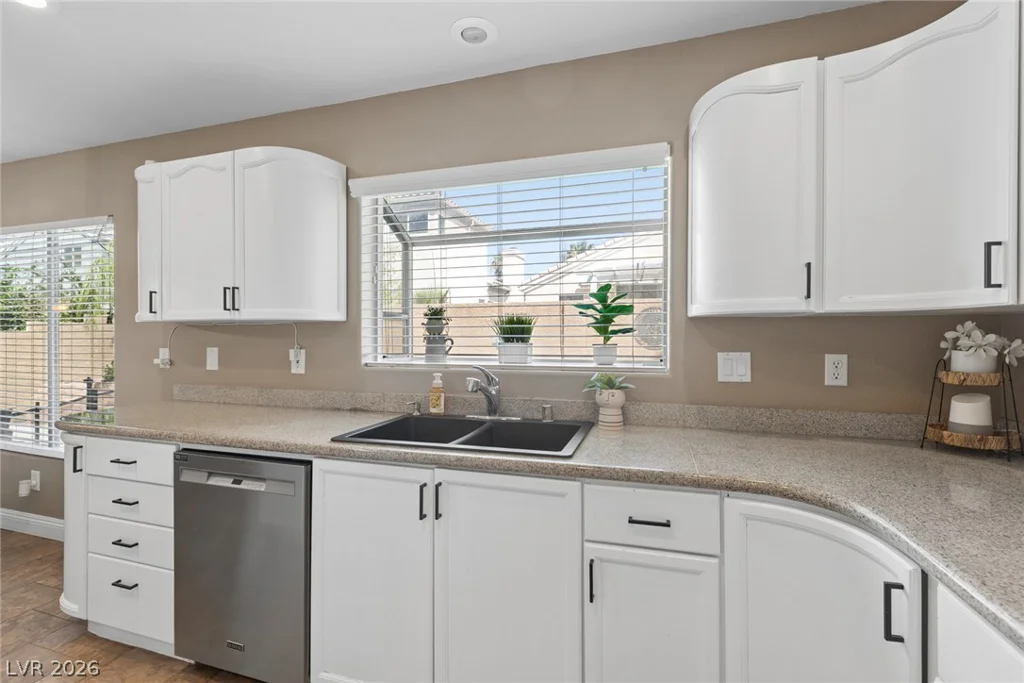 7808 Robinglen, Las Vegas, NV 89131