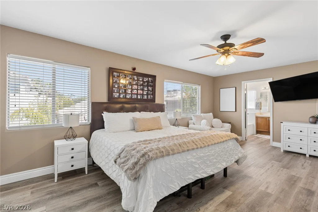 7808 Robinglen, Las Vegas, NV 89131
