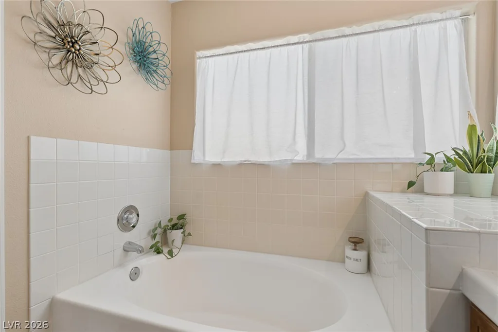 7808 Robinglen, Las Vegas, NV 89131