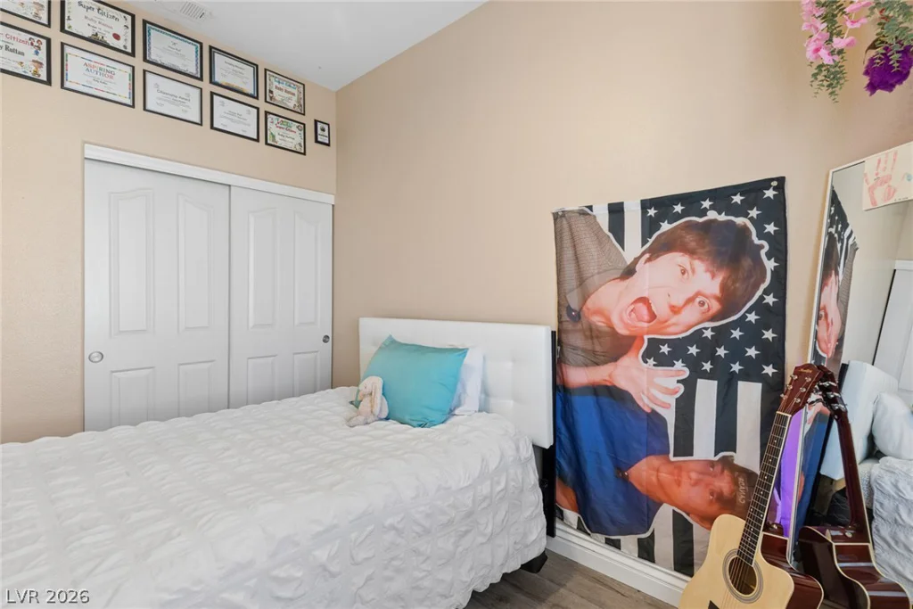 7808 Robinglen, Las Vegas, NV 89131