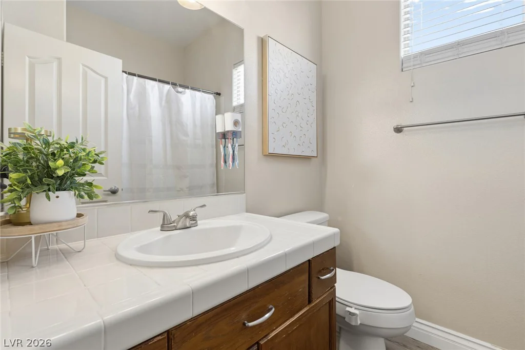 7808 Robinglen, Las Vegas, NV 89131