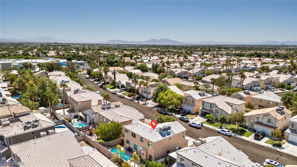 7808 Robinglen, Las Vegas, NV 89131