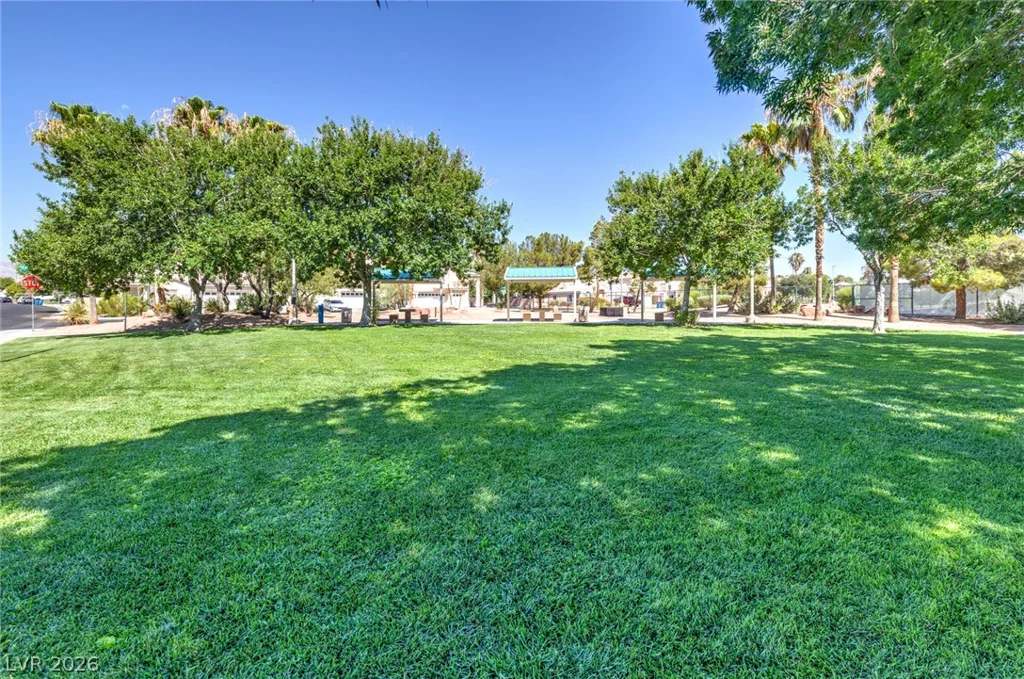 7808 Robinglen, Las Vegas, NV 89131
