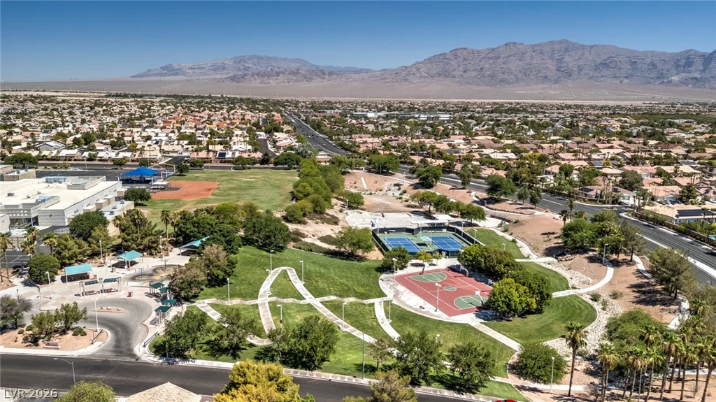 7808 Robinglen, Las Vegas, NV 89131