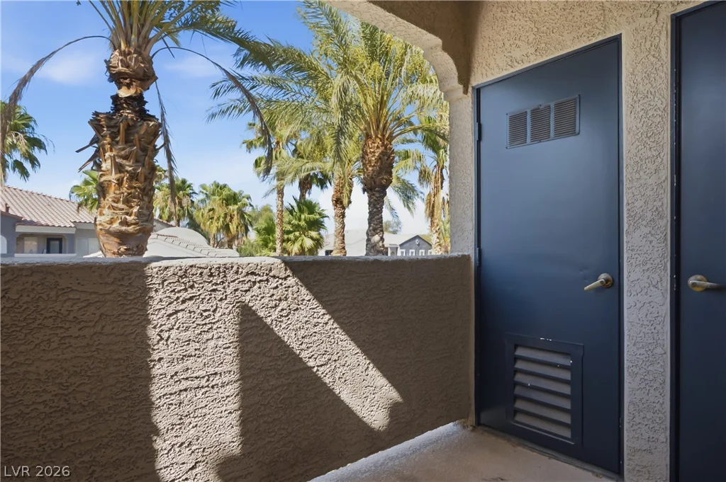 10245 Maryland, Las Vegas, NV 89183
