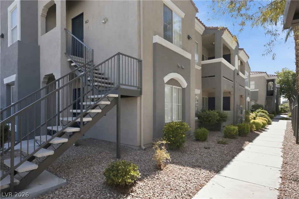 10245 Maryland, Las Vegas, NV 89183