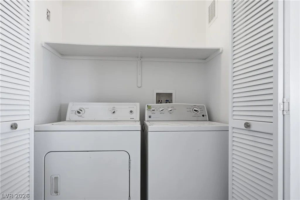 10245 Maryland, Las Vegas, NV 89183