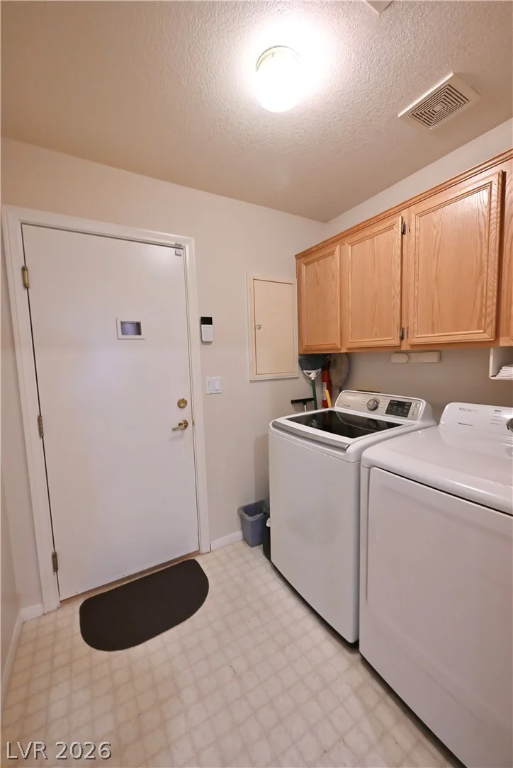 9437 Mount Cherie, Las Vegas, NV 89129