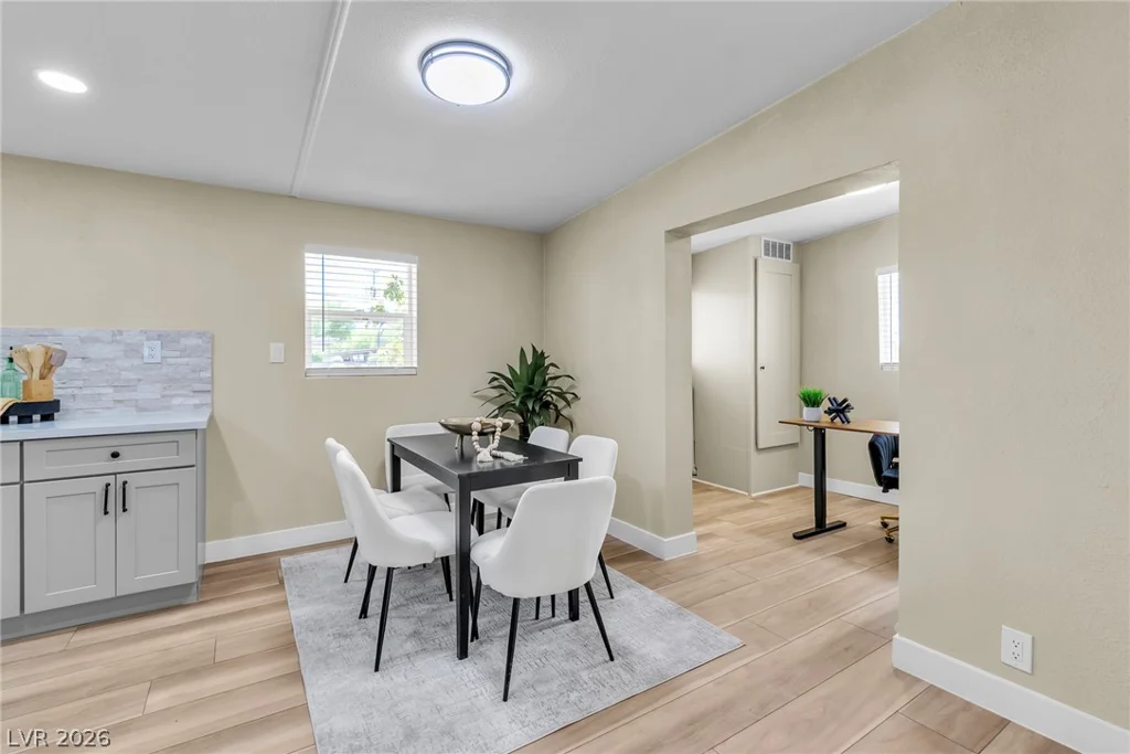 3717 Perliter, North Las Vegas, NV 89030