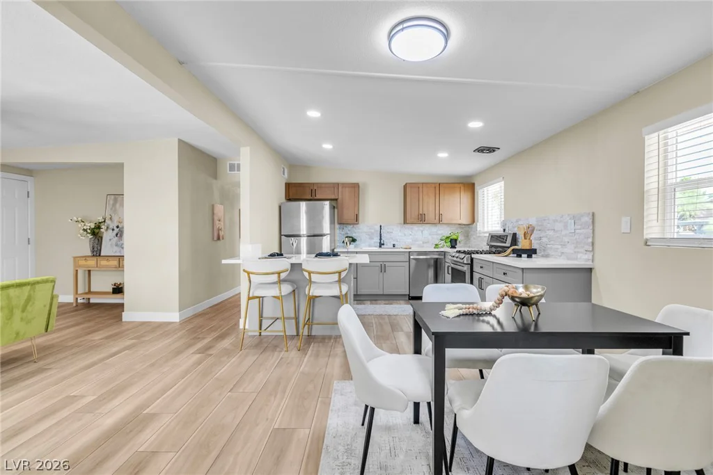 3717 Perliter, North Las Vegas, NV 89030