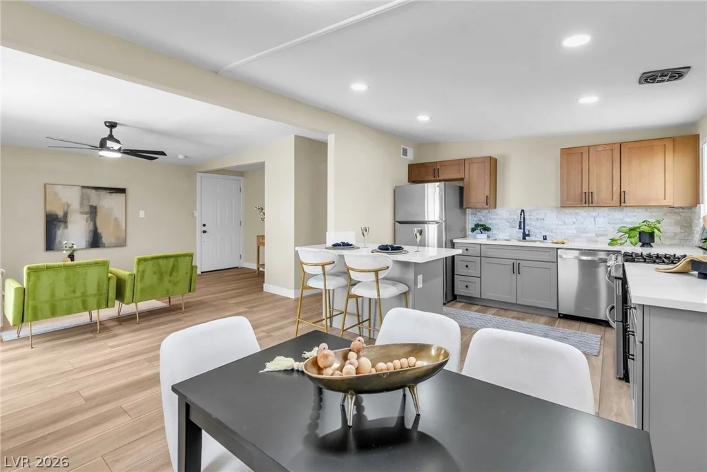 3717 Perliter, North Las Vegas, NV 89030