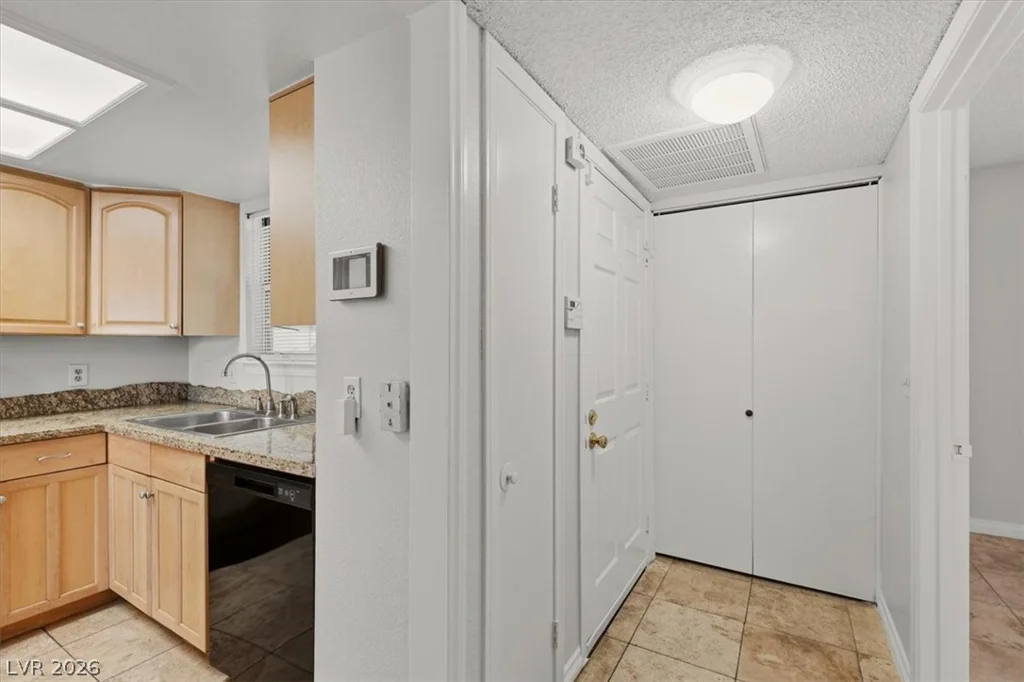 3823 Maryland, Las Vegas, NV 89119
