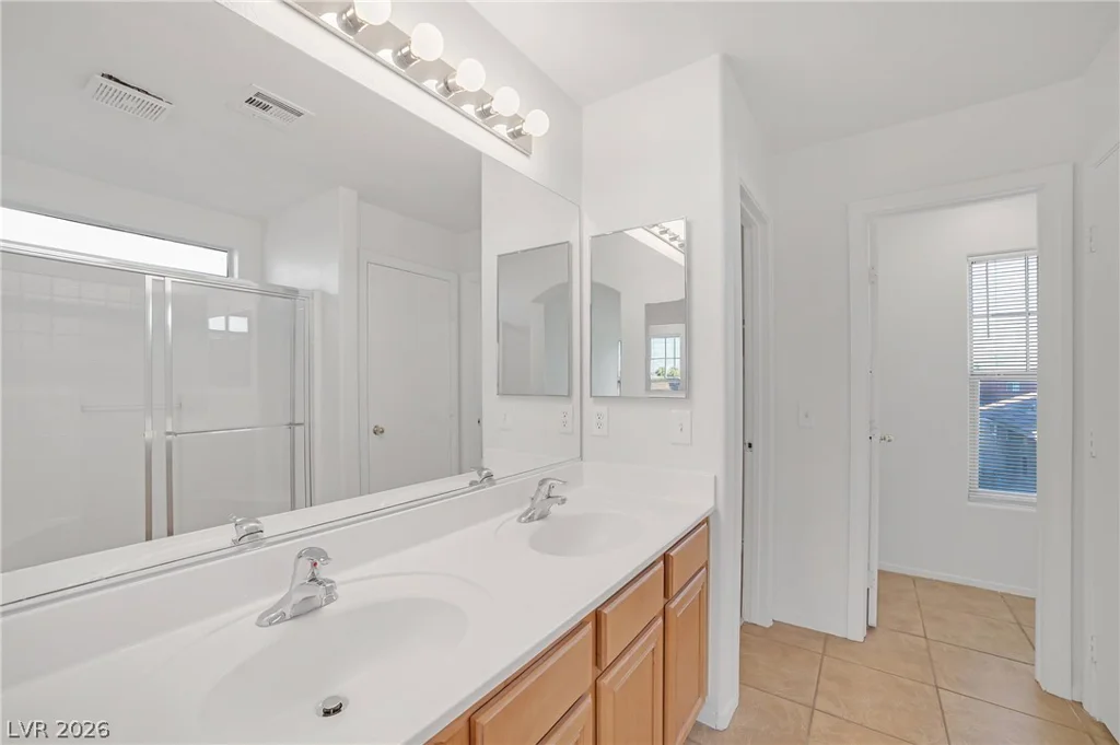 5364 Washington Apple, Las Vegas, NV 89122