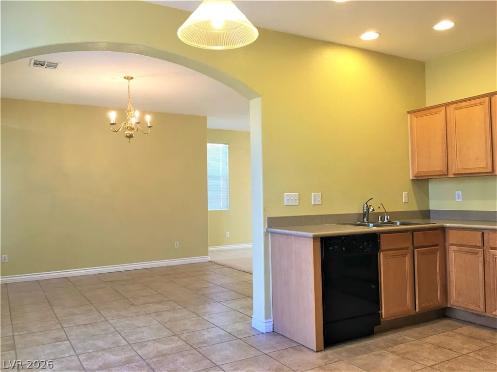 5364 Washington Apple, Las Vegas, NV 89122