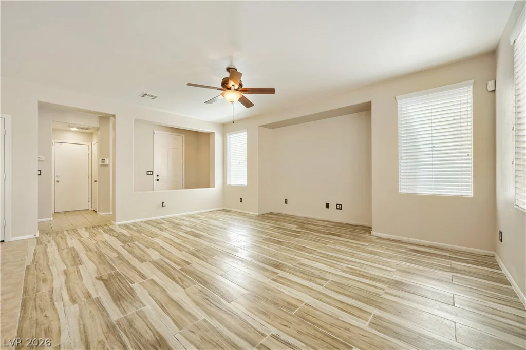 6692 Chariots Path, Las Vegas, NV 89142