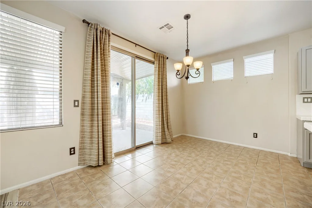 6692 Chariots Path, Las Vegas, NV 89142