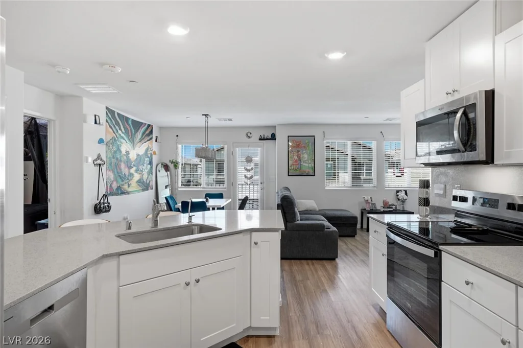 7870 Aurora Sky, North Las Vegas, NV 89084