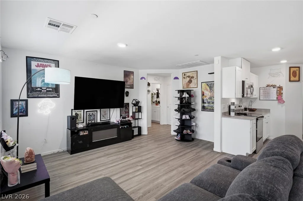7870 Aurora Sky, North Las Vegas, NV 89084