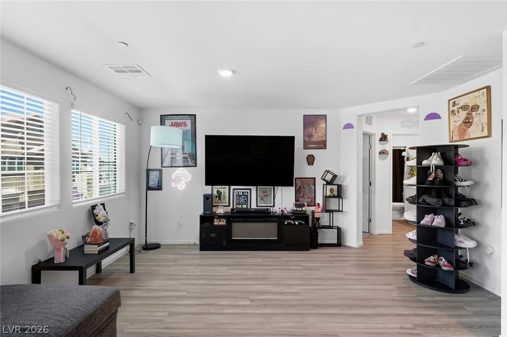7870 Aurora Sky, North Las Vegas, NV 89084