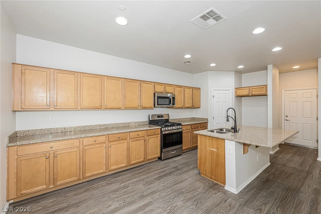 10225 Yarmouth Sea, Las Vegas, NV 89166